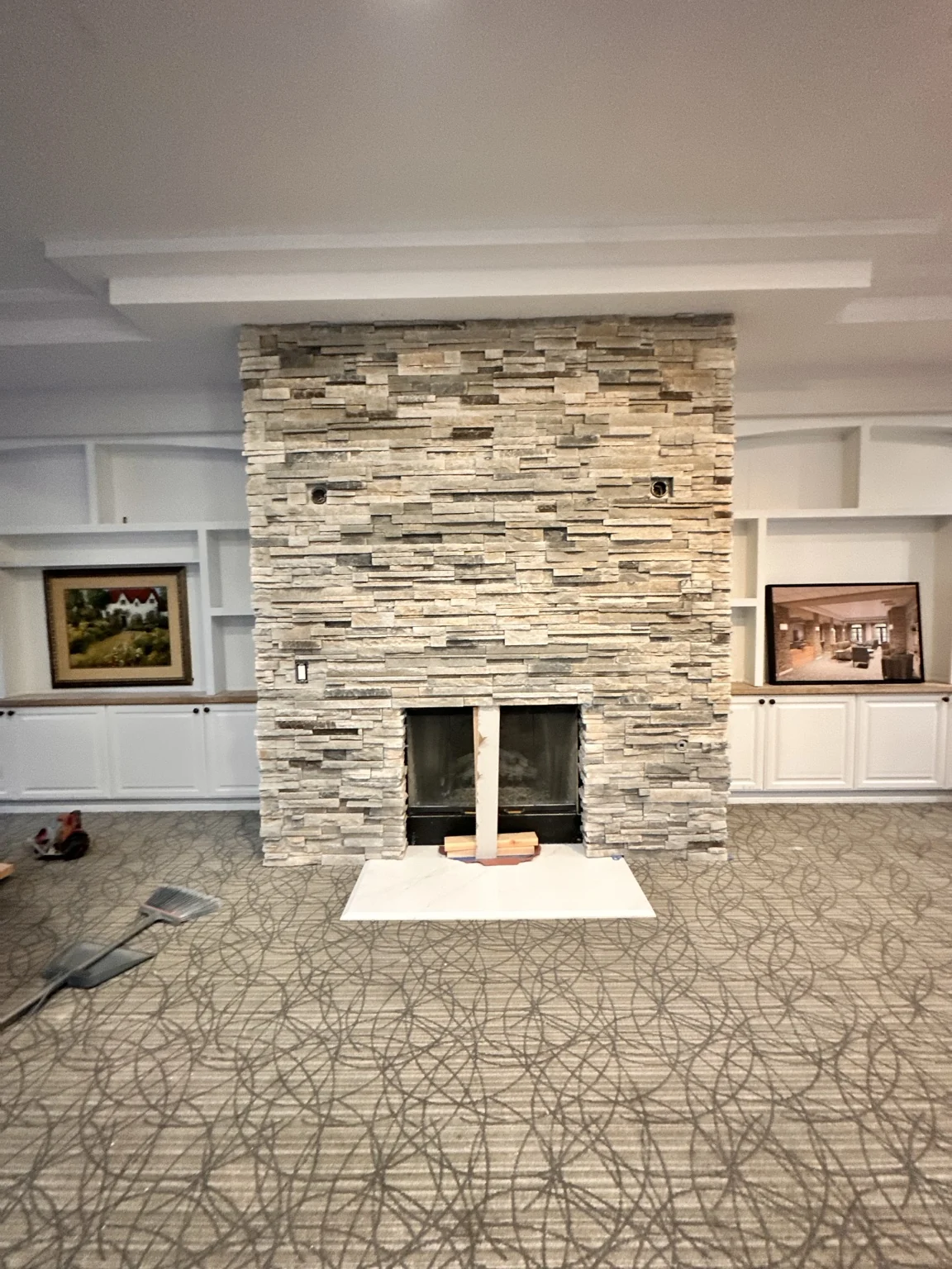 Phoenix cultured-stone fireplace installation.